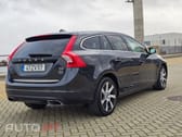 Volvo V60 D6 Plug-In-Hybrid AWD Geartronic Pure Limited