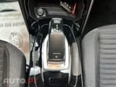 Peugeot 2008 1.2 PureTech Active EAT8