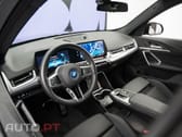 BMW iX1 eDrive20 Pack Desportivo M
