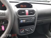 Opel Corsa 1.2 16V Confort