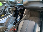Peugeot E-208 GT