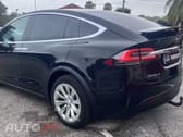 Tesla Model X 75D