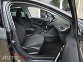 Peugeot 208 1.2 PureTech Allure EAT6