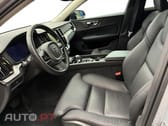 Volvo V60 2.0 B4 Plus Style Dark DCT