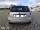 Ford Fiesta 1.25 First Edition - Um dono