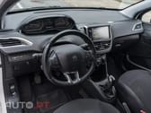 Peugeot 208 1.2 PureTech Signature