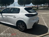 Peugeot 208 •	Peugeot 208 1.5 BlueHDi Active Business Pack