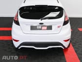 Ford Fiesta 1.6 EcoBoost c/ Pack Pele Desportiva ST