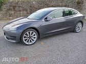 Tesla Model 3 SR+