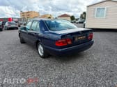 Mercedes-Benz E 220 D Classic