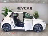 Fiat 500e La Prima