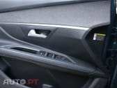 Peugeot 5008 1.2 PureTech Allure EAT8