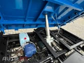 Toyota Dyna 3.0 - 144 CV  BASCULA TRILATERAL