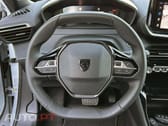 Peugeot E-2008 50 kWh Allure Pack