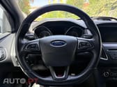 Ford Focus 2.0 EcoBoost ST c/ Pack Pele Desportiva