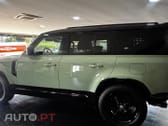 Land Rover Defender 2.0 P300e 110 AWD Trophy Edition Deep Sandglow
