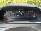 Peugeot 2008 1.2 PureTech Active Pack EAT8