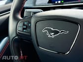 Ford Mustang Mach-E AWD PREMIUM
