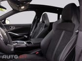 Aston Martin DBX V8
