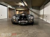 AC Cobra V8