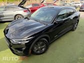 Ford Mustang Mach-E Alargada