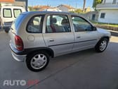 Opel Corsa 1.0 12V Confort