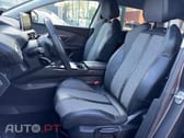 Peugeot 5008 1.6 BlueHDi Allure J18
