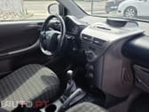 Toyota iQ 1.0 VVT-i