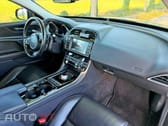 Jaguar XE 2.0 D Prestige Aut.