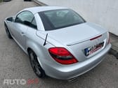 Mercedes-Benz SLK 200 Outro