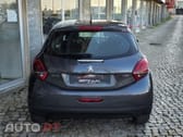 Peugeot 208 1.2 PureTech Allure EAT6