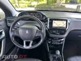 Peugeot 2008 1.2 PureTech Allure EAT6
