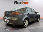 Mitsubishi Lancer 1.5 Invite