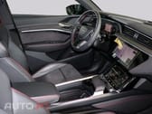 Audi Q8 e-tron LINE  I.V.A DEDUTÍVEL