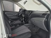Mitsubishi L200 2.4 DI-D CD Invite 4WD