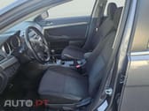 Mitsubishi Lancer 1.5 Invite