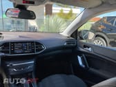 Peugeot 308 1.2 PureTech Allure EAT8