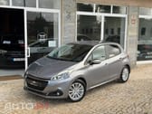 Peugeot 208 1.2 PureTech Signature
