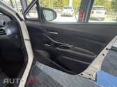 Toyota C-HR 1.8 Hybrid Square Collection