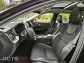 Volvo XC60 2.0 T8 PHEV Momentum Plus AWD