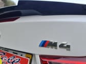 BMW M4 Auto