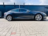 Tesla Model S 85D