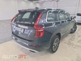 Volvo XC90 2.0 B5 Momentum Plus AWD