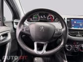 Peugeot 2008 1.2 e-VTi Style