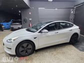 Tesla Model 3 Standard Range Plus RWD