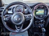 MINI Cooper D AUTO 5 Portas