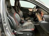 Mercedes-Benz A 35 AMG 4Matic Speedshift DCT 7G