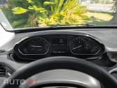 Peugeot 208 1.2 PureTech Signature