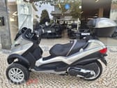 Piaggio MP3 500