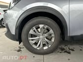 Peugeot E-2008 50 kWh Active Pack